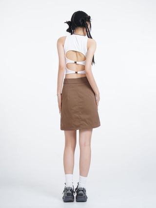 Black hollow backless vest