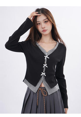 Contrast color V-neck fake two-piece knitted sweater
