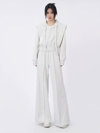 Hooded sweatshirt and sporty  wide-leg sweatpants