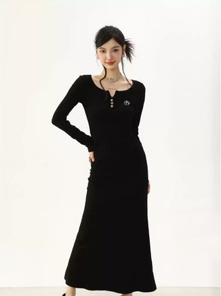 Distressed half-open collar knitted dress