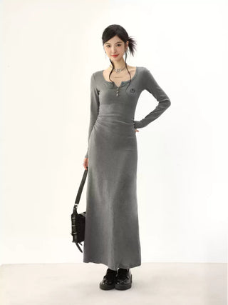 Distressed half-open collar knitted dress