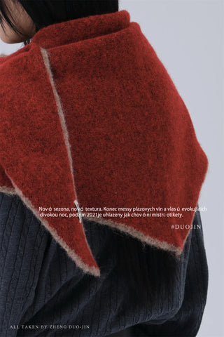 contrast triangle shawl