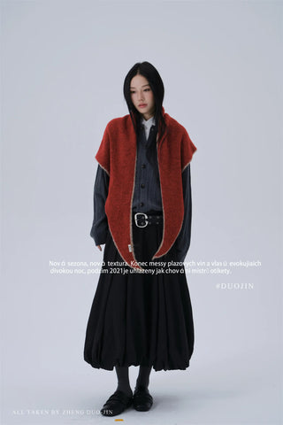 contrast triangle shawl