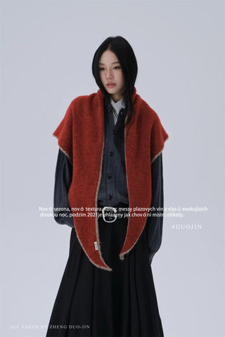 contrast triangle shawl