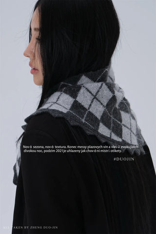 rhombus triangle shawl