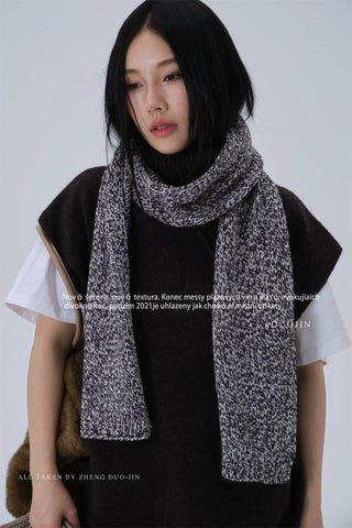 arabesque knit scarf