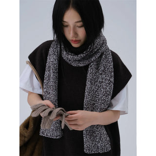 arabesque knit scarf