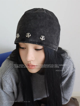 metal label beanie