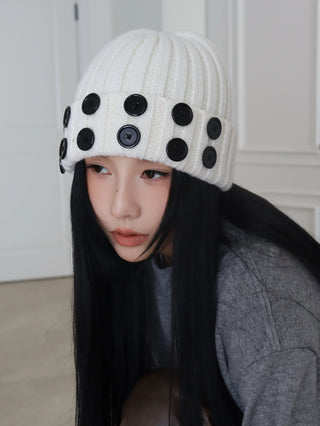 button knitted hat