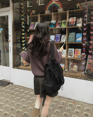 Slim Heart V-Neck Knit