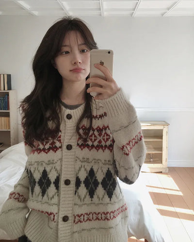 Soft wool argyle Nordic pattern knit cardigan