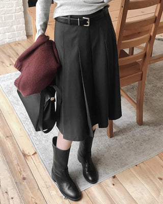 Pleated midi skirt