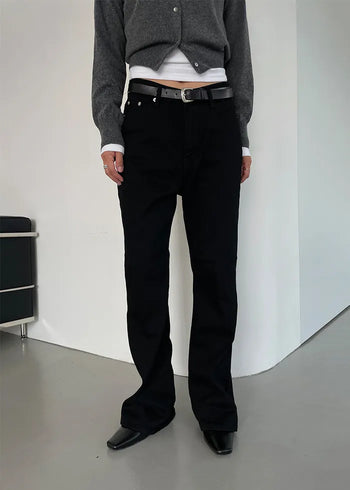 semi boots cut black pants (s,m,l)