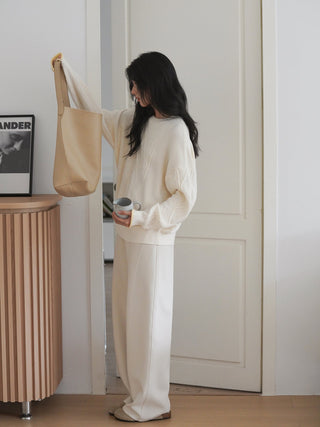 wide sweatpants