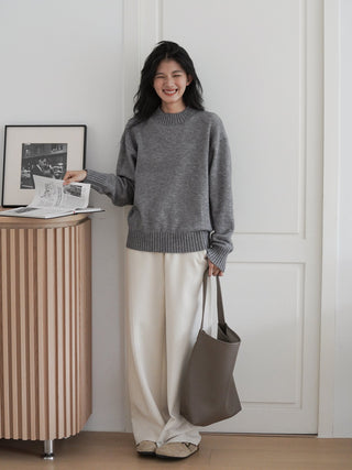 wide sweatpants