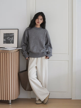 wide sweatpants