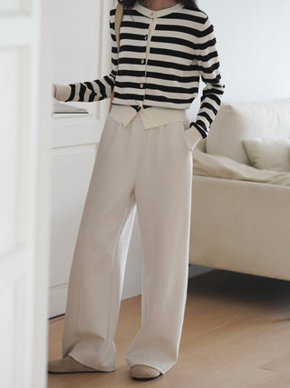 wide sweatpants