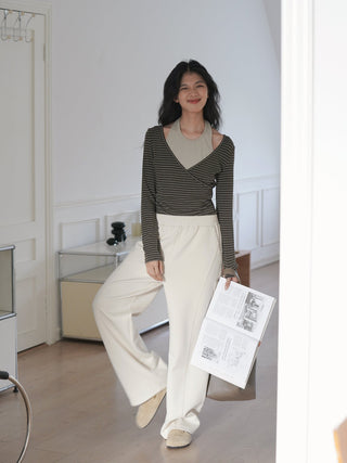 wide sweatpants