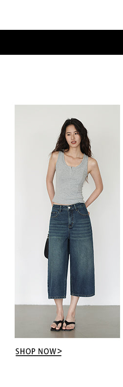 blue cropped pants