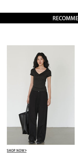 knot V-neck top