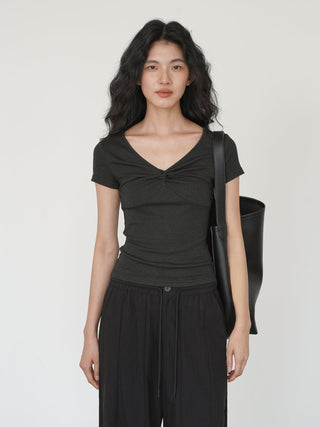 knot V-neck top