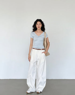 knot V-neck top
