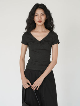knot V-neck top