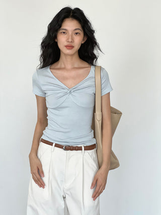 knot V-neck top