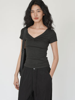 knot V-neck top