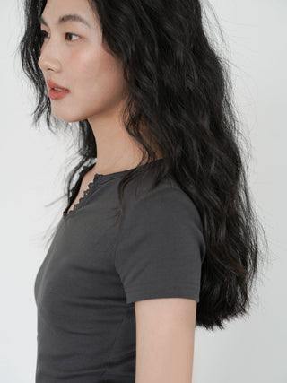 V-neck small top