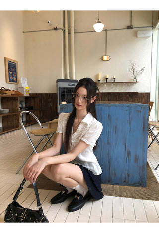 pleated A-line skirt