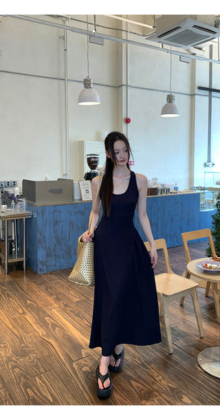sleeveless French dress