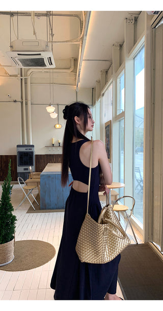 sleeveless French dress