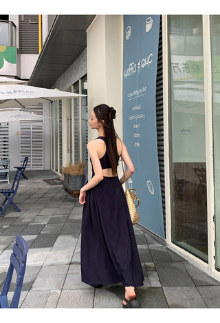 sleeveless French dress