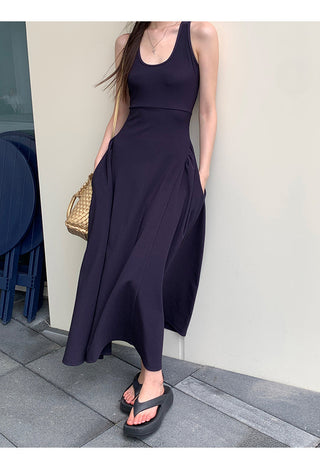 sleeveless French dress