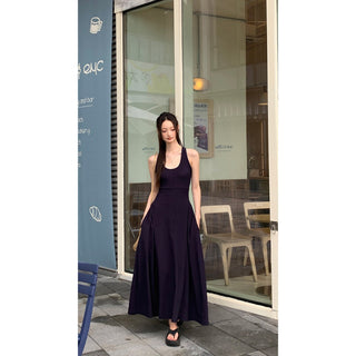 sleeveless French dress