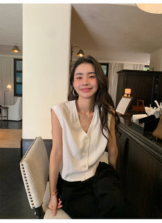 linen sleeveless top