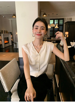 linen sleeveless top