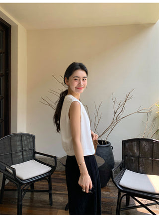 linen sleeveless top
