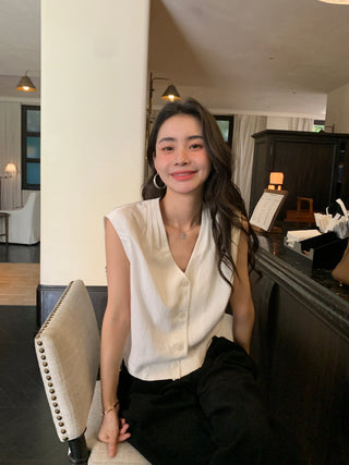 linen sleeveless top