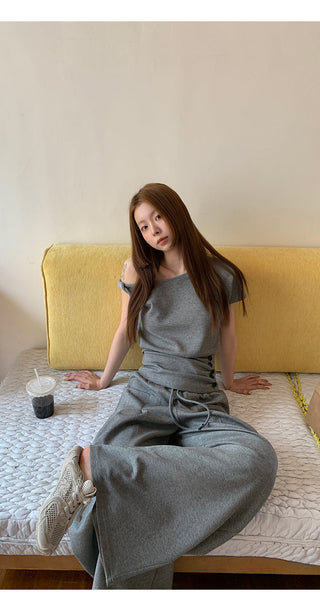 gray strapless top