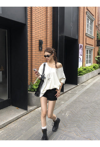 loose strapless top