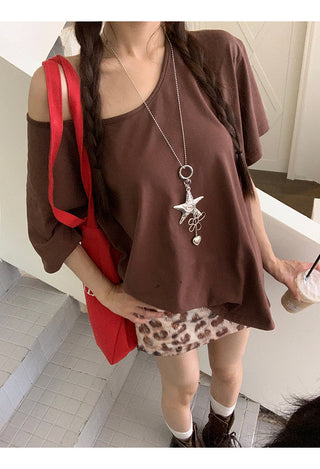 loose strapless top