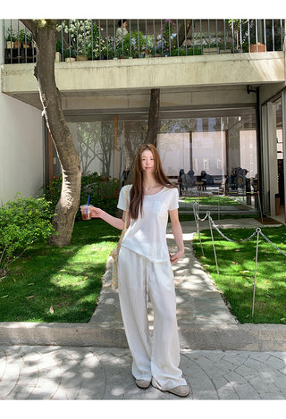 white niche top