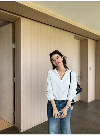 V-neck loose shirt