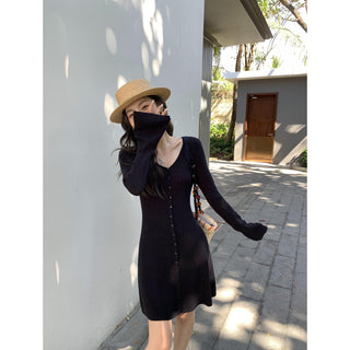 knit V-neck dress