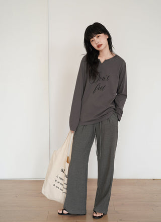 V-neck long sleeve