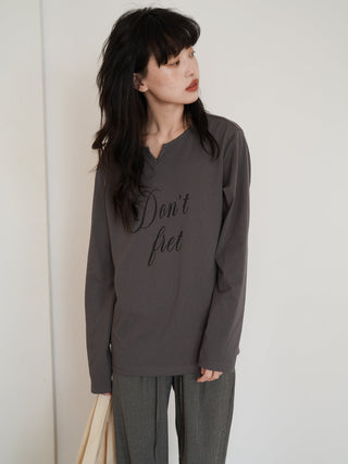 V-neck long sleeve