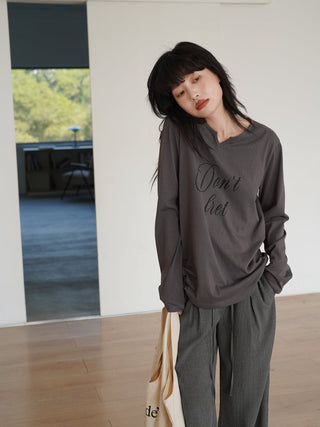 V-neck long sleeve