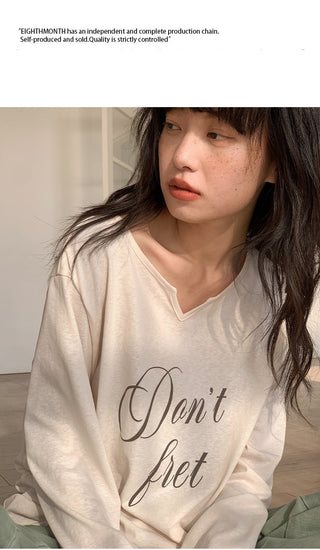 V-neck long sleeve